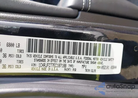 2014 Jeep Grand Cherokee Overland z USA, uszkodzony, nr VIN 1C4RJFCT7EC187188